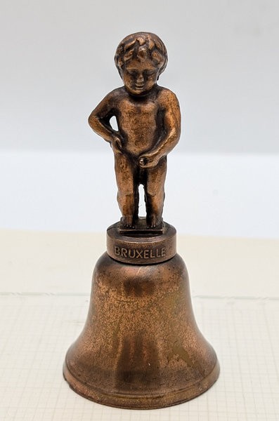 Колокольчик Писающий мальчик Брюссель (B152)