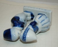 Фигурка фарфоровая голландский сувенир (M575)