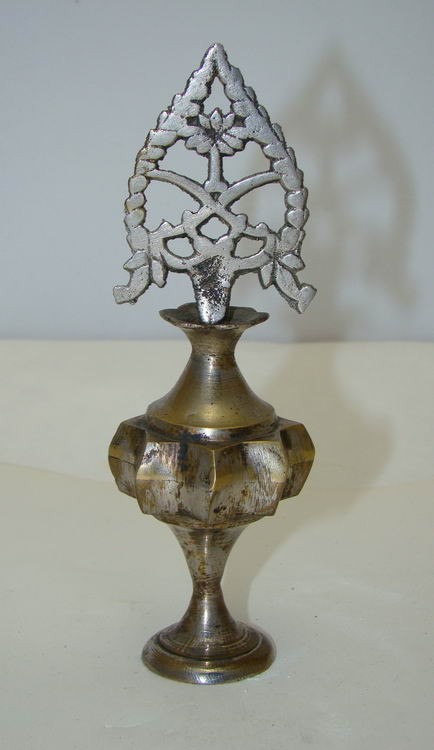 Флакон парфюмерный старинный (R463)