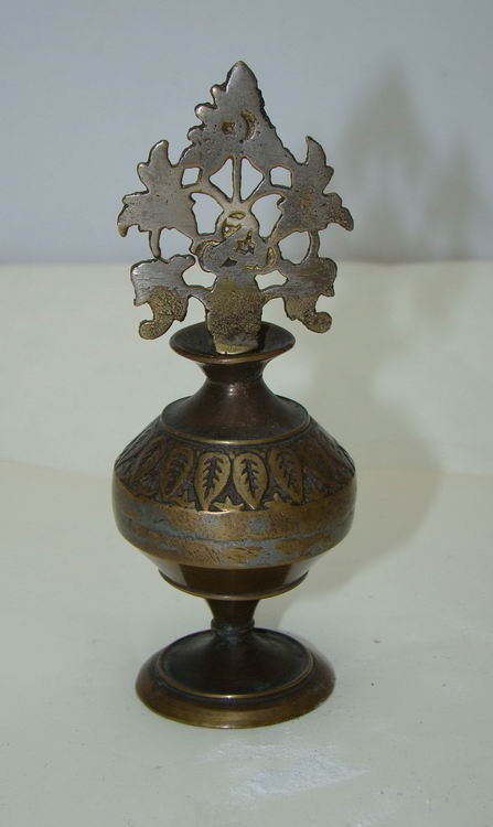 Флакон парфюмерный старинный (R465)