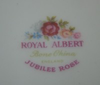 Royal Albert тарелки винтажные 6 шт. (X781)
