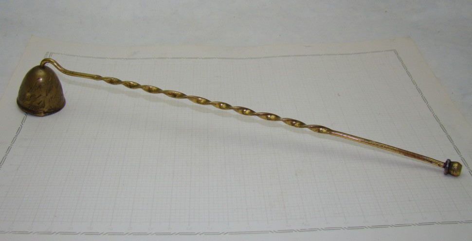 Свечегасилка гасило с витой ручкой (Q181)