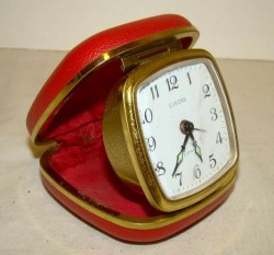 Будильник дорожный  (G944)