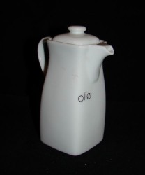 Емкость для оливкового масла (U966)