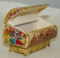 Шкатулка маленькая костяная (W194)