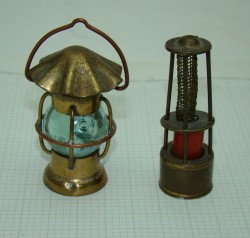 Игрушки кукольные "Лампы" 2 шт. (U369)