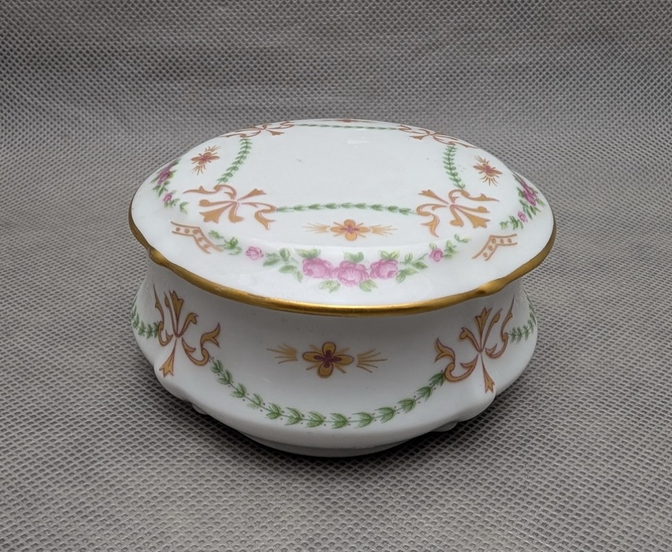Limoges шкатулка фарфоровая винтажная (B059)