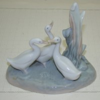 NAO фигурка фарфоровая винтажная Гуси (Y841)