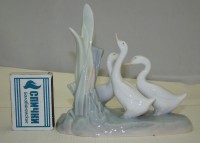 NAO фигурка фарфоровая винтажная Гуси (Y841)