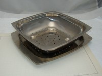 Емкость лоток перфорированный с подносиком-крышкой (M780)