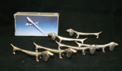 Подставки под столовые приборы Такса (W726)