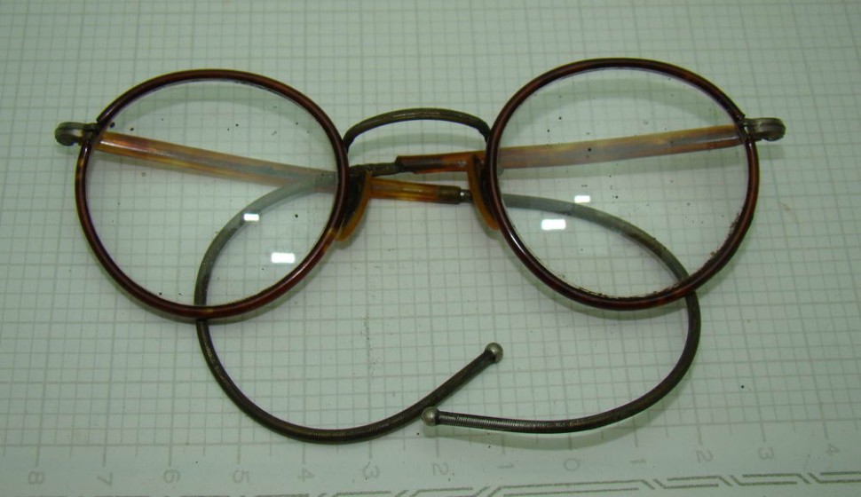 Очки старинные (R834)