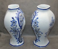 Вазы фарфоровые старинные в стиле Делфт 2 шт. (M584)