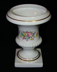 Ваза фарфоровая Медичи (U693)