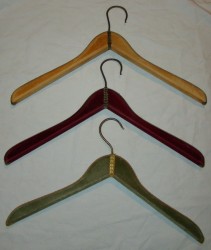 Вешалки плечики старинные 3 шт. (Q559)