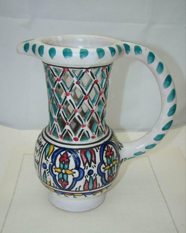 Кувшин для питья с секретом (U279)