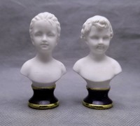 Каподимонте бюстики фигурки винтажные пара (B065)