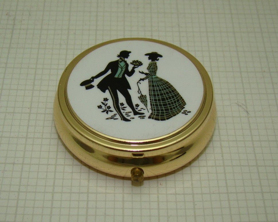 Таблетница трехсекционная (V565)