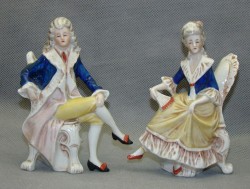 Фигурки фарфоровые пара (W689)