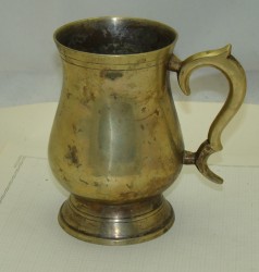 Кружка бронзовая старинная (Q685)