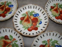 Тарелочки блюдечки ажурные старинные? 5 шт. (M685)