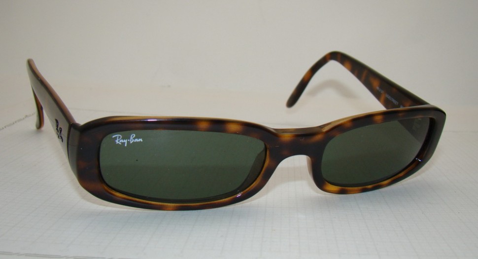 Ray-Ban солнцезащитные очки с футляром (A279)