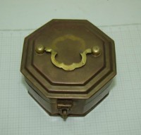 P010C.JPG