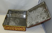 Demaret коробка жестяная старинная (Y945)