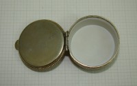 Шкатулка таблетница винтажная с камнем (M295)