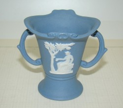 Wedgwood миниатюра вазочка Jasper (A773)
