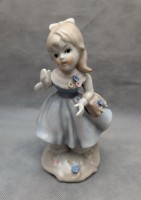 Фигурка статуэтка в стиле Каподимонте Девочка (B067)