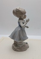 Фигурка статуэтка в стиле Каподимонте Девочка (B067)