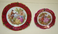 Limoges миниатюры тарелочки 2 шт. Галантные сцены Фрагонара (A578)