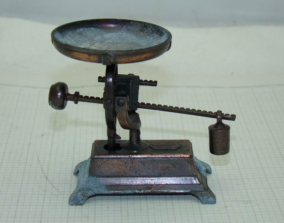 Точилка "Весы" (R839)