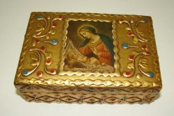 Шкатулка винтажная деревянная Дева Мария (X492)