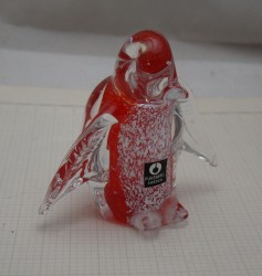 Pukeberg фигурка стеклянная винтажная Пингвин  (M591)