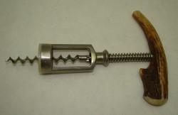 Штопор с костяной ручкой (Q233)