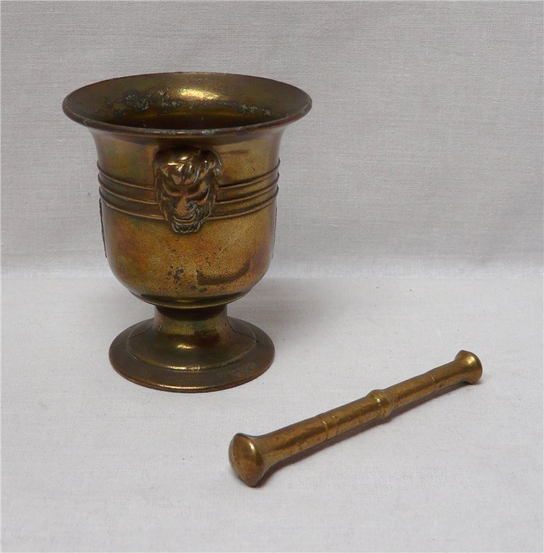 Ступка с пестиком маленькая (K946)