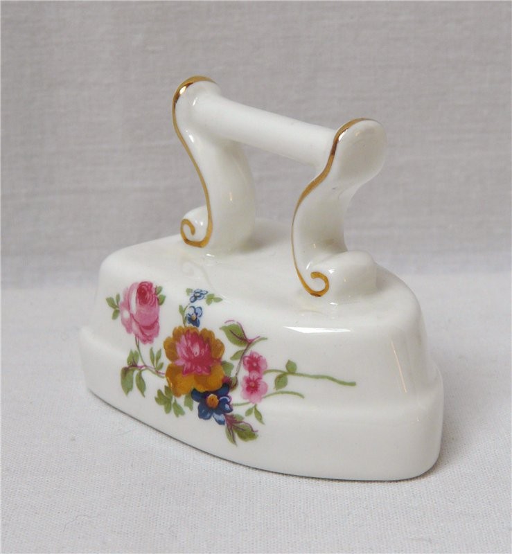 Сувенир  "Утюг" (S437)