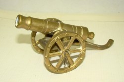 Фигурка макет Пушка (Q771)