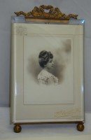 Старинная рамка для фотографии с дефектами (M204)