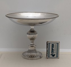 Вазочка на ножке конфетница винтажная (A879)