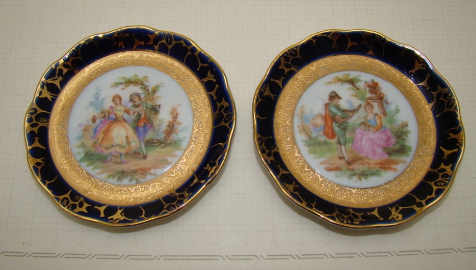 Friedrich Eger & Co. блюдечки миниатюры винтажные 2 шт. (X887a)