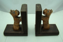 Подпорки для книг "Собака" (U810)