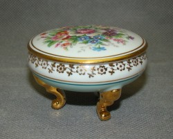 Limoges Шкатулка маленькая фарфоровая винтажная (W517)