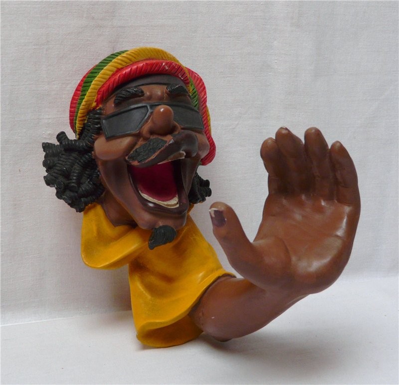 Подставка под бутылку "Растаман" (S179)