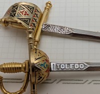 Toledo 6 винтажных шпажек для канапе с подставкой (A982)