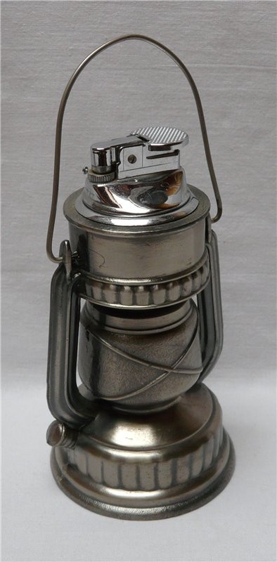 Зажигалка газовая "Керосиновая лампа" (J774)