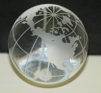 Фигурка хрустальная Земной шар (X990)