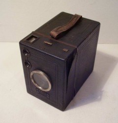 Фотоаппарат старинный ZEISS IKON Box-Tengor (E332)